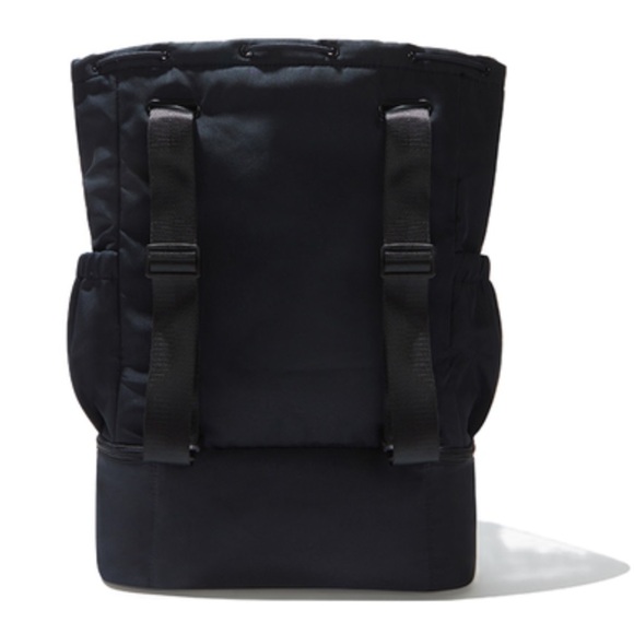 BEYOND YOGA Convertible Gym Bag In Black main image 7